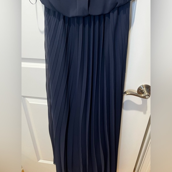 B.Darlin Navy Blue Chiffon Pleated Gown Size 5/6 NWT - Picture 5 of 13